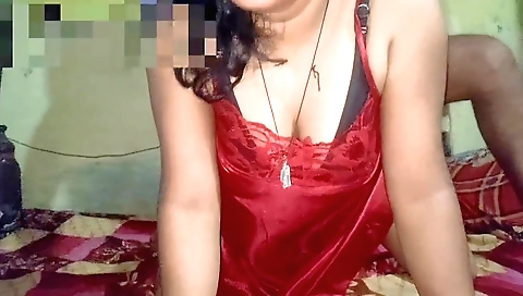 Bhabbi podasi gets fucked in the kitchen in the amateur vid