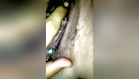 I masturbate to my own penis in this intimate video