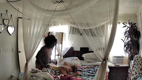Sexy amateur in bikini and sexy ass on web cam video