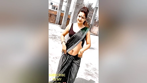 Indian brunette stepmom enjoys big cock of stepson