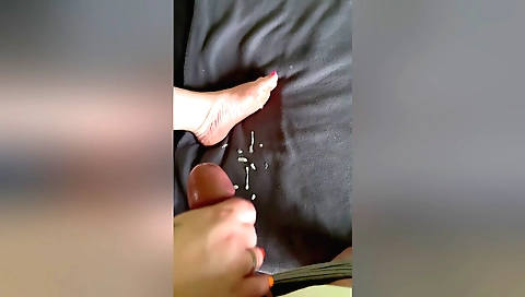 Busty blonde suck on her boyfriend's cock in amateur sex