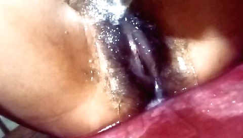 Indian desi girl sucks and moans in homemade hd video