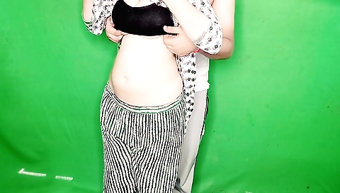 Sexy body of a hot indian in a hot web cam video clip