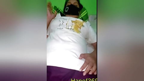 Indian amateur fuck by the woman's stepfather and her wife