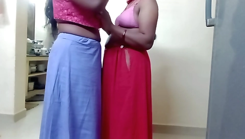 Indian hottie gives her boyfriend a lesbian rom-com