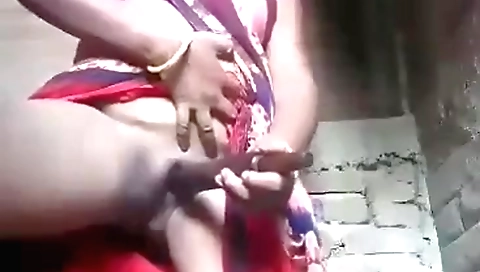 Indian solo female masturbating in homemade xxx video