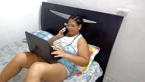 Indian brunette 18+ sex video with a big round ass