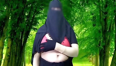 Indian amateur woman shows her sweet body and cunt