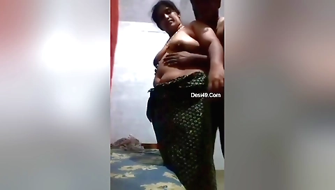 Indian chick with big tits gets fucked in a webcam video