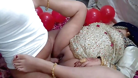 Indian wife fucks her husband in the wedding night