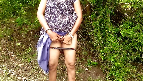 Horny amateur indian woman is giving stepson a time to deal