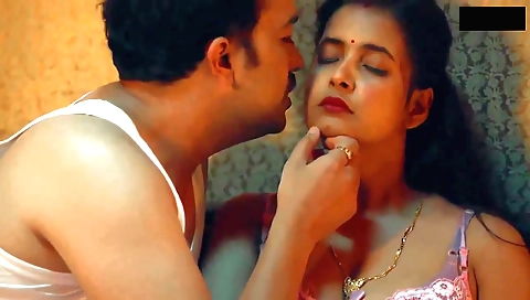 Indian chick in lingerie does the hotest sex in the film