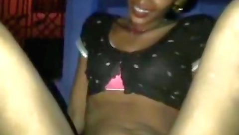 Mature indian brunette sex in her home in the evening