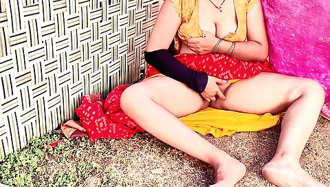 Indian girl in a hairy pussy and a tight pussy hole