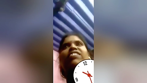 Indian bhabhi fingering her pussy in her bhabhi video