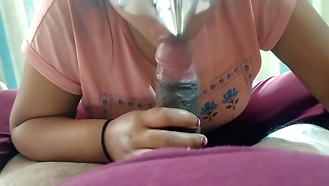 Hindi sex video with a vegetable seller and a hot cunt