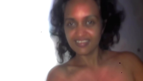 Indian amateur female naked while playing with a cock