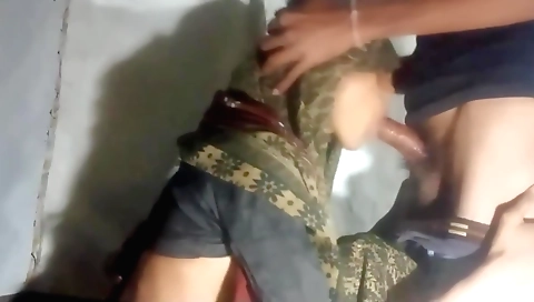 Indian girlfriend doing her best to make out with her boyfriend