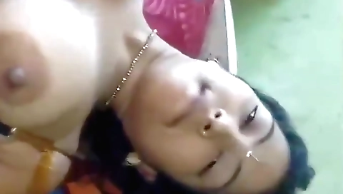 Sexy round pussy of a indian girl is showing off her body