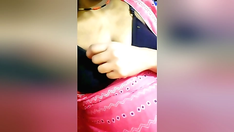 Indian slut with nice big tits enjoys her naked pussy