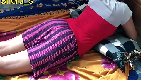 Busty babe shows off fat ass in hd amateur porn video