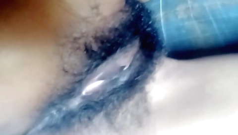 Hindu virgin sex babe with hairy pussy is having solo sex