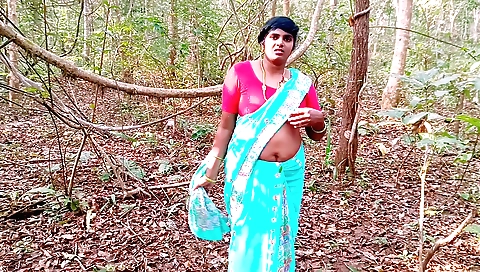 Indian stepmom fucks her stepson in the most erotic way