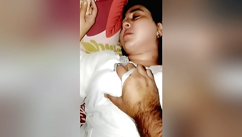 Indian brunette fucked by her husband in amateur video