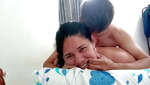 Indian slut gets her manhood filled up with the cum in her pussy