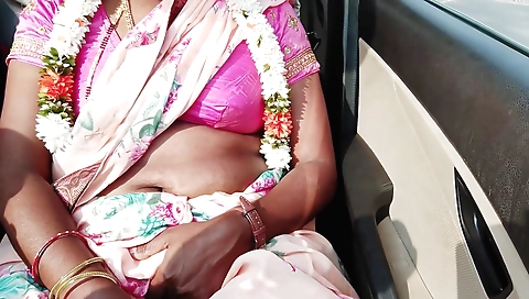 Indian sex video with a couple of fans on the phone