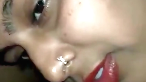 Desi blowjob xvideos - a hot brunette girl sucking a dick