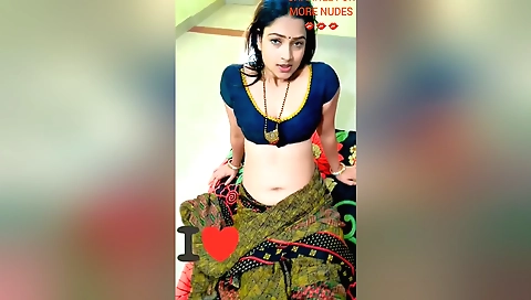 Stepsister gets her stepsbrother to make a fun solo video