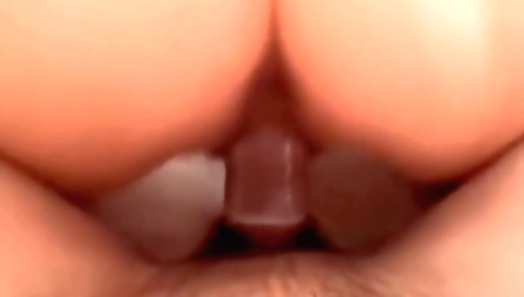 Hot amateur girl with great natural tits and lips is fucking