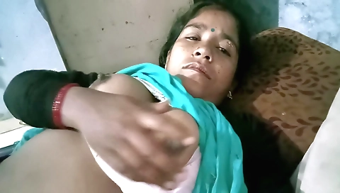 Indian brunette fucks herself in her private bedroom